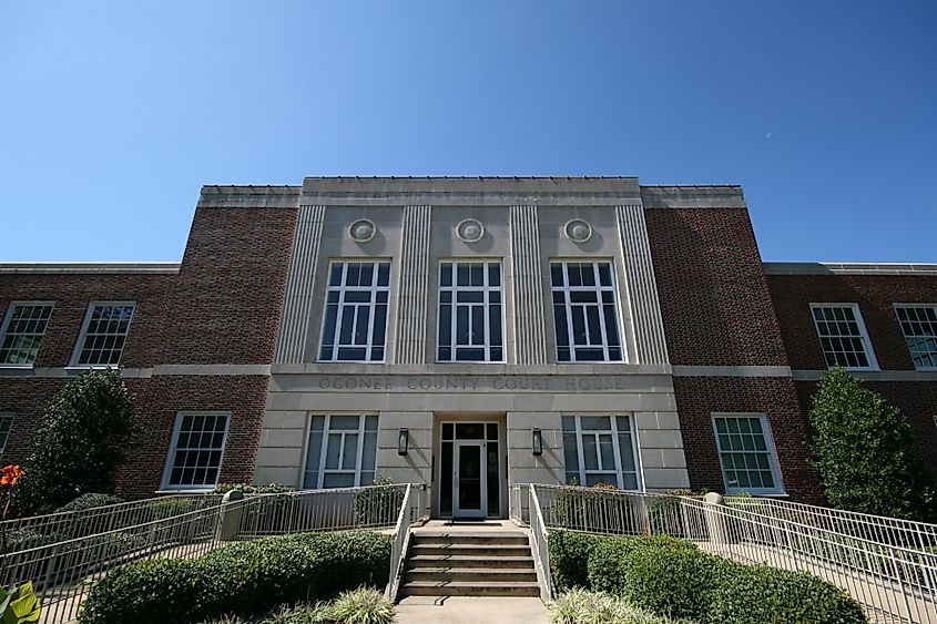 Oconee County Courthouse in Watkinsville, Georgia