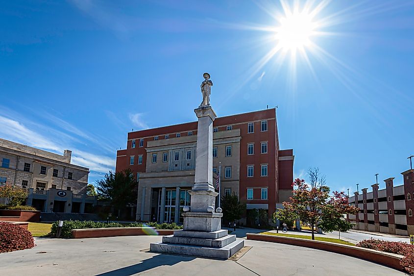 Carrollton, Georgia, USA-Oct. 20, 2022: Carroll County Confederate Monument in front of courthouse. Originally erected in town square in 1910 in segregationist Jim Crow period. Moved in 1976. JNix via Shutterstock
