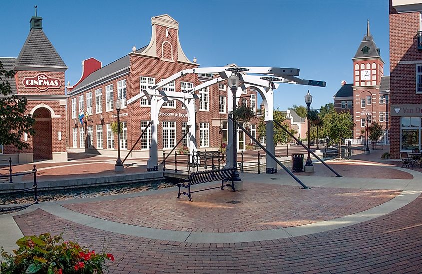 Panorama of Dutch village of Pella, Iowa, with lift bridge. Editorial credit: Laurens Hoddenbagh / Shutterstock.com