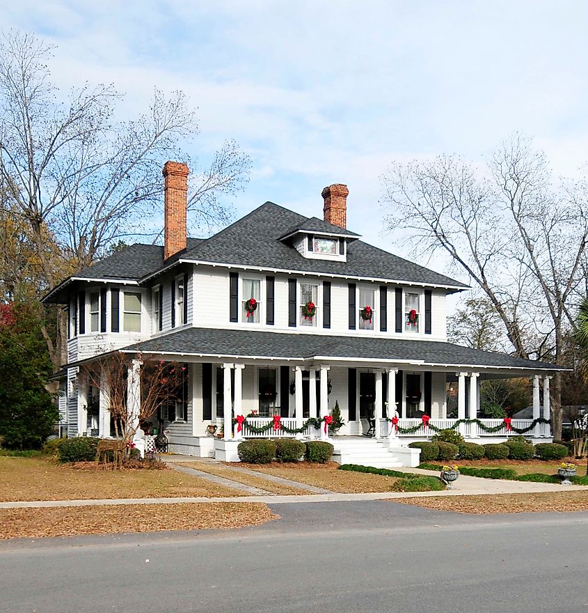 Home at 205 Bamberg Street in Latta Historic District 2, Dillon County, South Carolina.