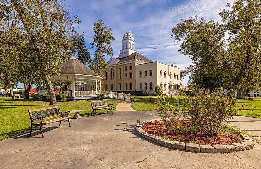 The Jasper County Courthouse.
