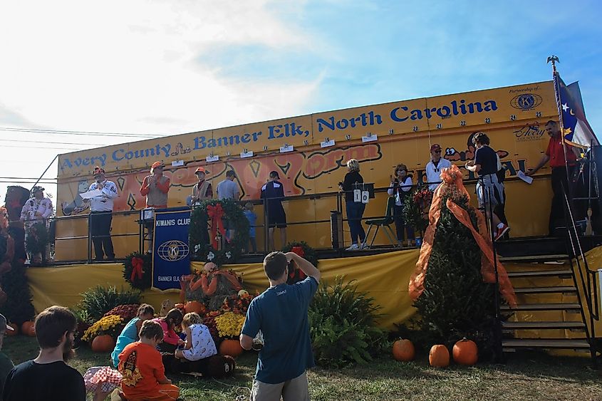 Setting up the climbing worms the Woolly Worm Festival in Banner Elk, North Carolina.