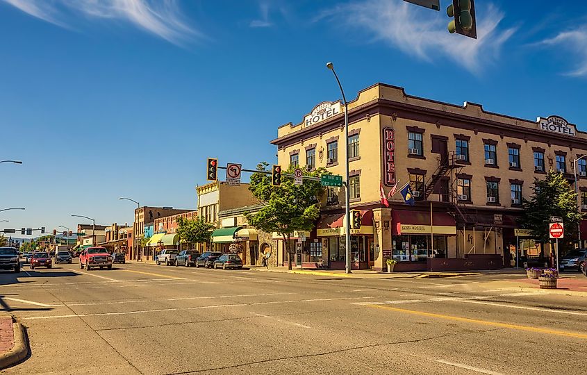 Scenic street view with shops and hotels in Kalispell, Montana.