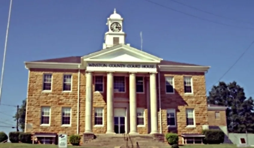 Front of the Winston County courthouse in Double Springs, Alabama