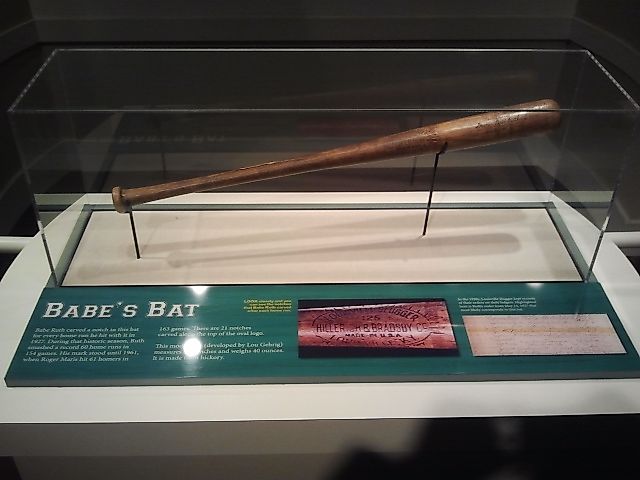 Louisville Slugger Museum, KY