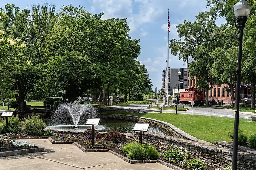 Reading Spring Park in the downtown area of the Lititz in Lancaster County, Pennsylvania. Editorial credit: Amy Lutz / Shutterstock.com