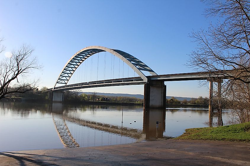 Shelby Rinehart Bridge in South Pittsburg Tennessee