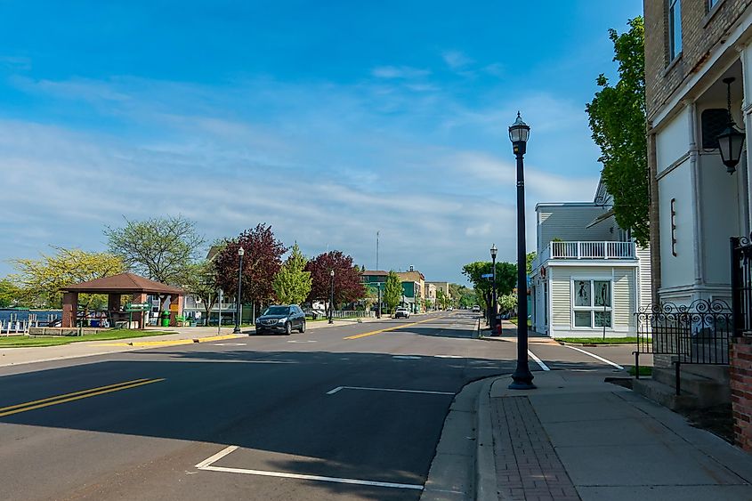 Street scene in Pentwater, Michigan