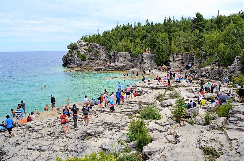 The Bruce Peninsula National Park, camping and hiking haven for people who love outdoor, in Tobermory, Ontario