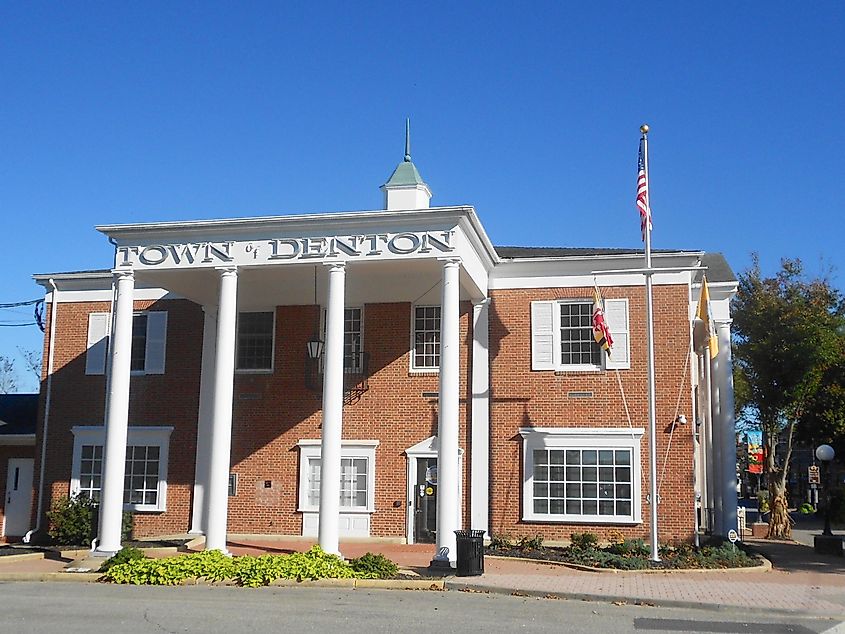 The town hall in Denton, Maryland