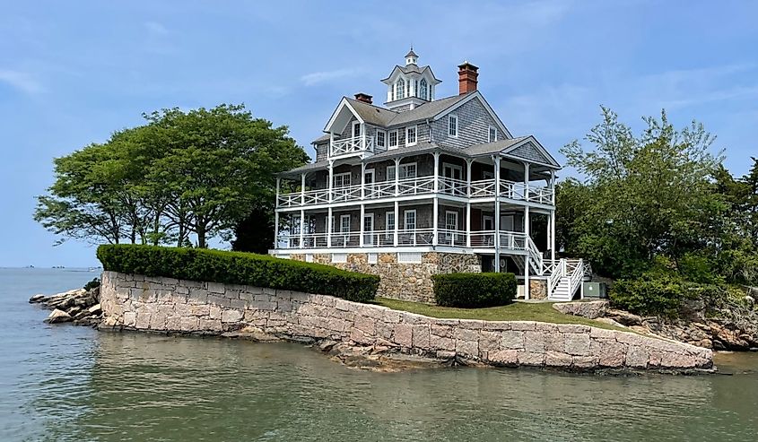 Wheeler Island is one of over 365 islands in the archipelago known as the Thimble Islands.