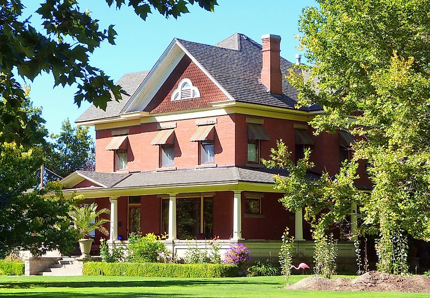 The historic James M. Fisher House in Weiser, Idaho, United States. By Ian Poellet - Own work, CC BY-SA 4.0, Wikimedia Commons