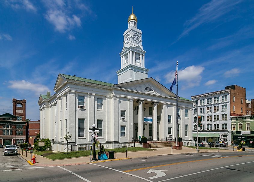 Winchester (Kentucky). In Wikipedia. https://de.wikipedia.org/wiki/Winchester_(Kentucky) Von Christopher L. Riley - Eigenes Werk, CC BY-SA 4.0, https://commons.wikimedia.org/w/index.php?curid=81990396