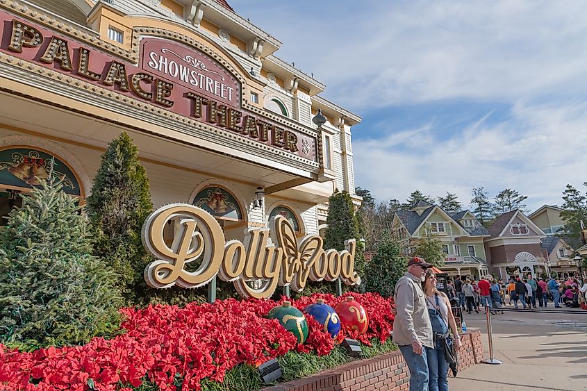 Entrance to Dollywood in Pigeon Forge, Tennessee.