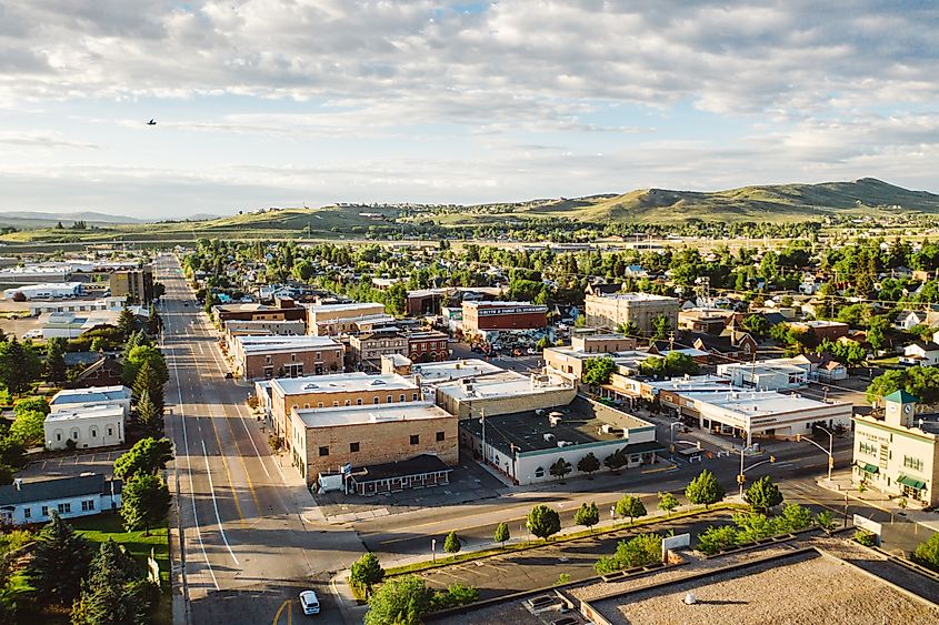 Downtown Evanston, Wyoming. Image credit EvanstonWyoming - Own work, CC BY-SA 4.0, Wikimedia Commons.