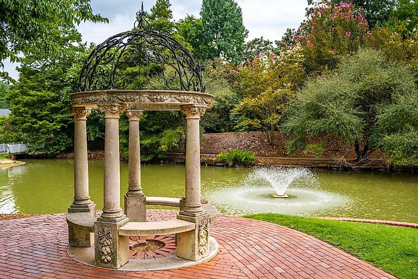 The Hopelands Gardens in Aiken, South Carolina. Editorial credit: Cheri Alguire / Shutterstock.com