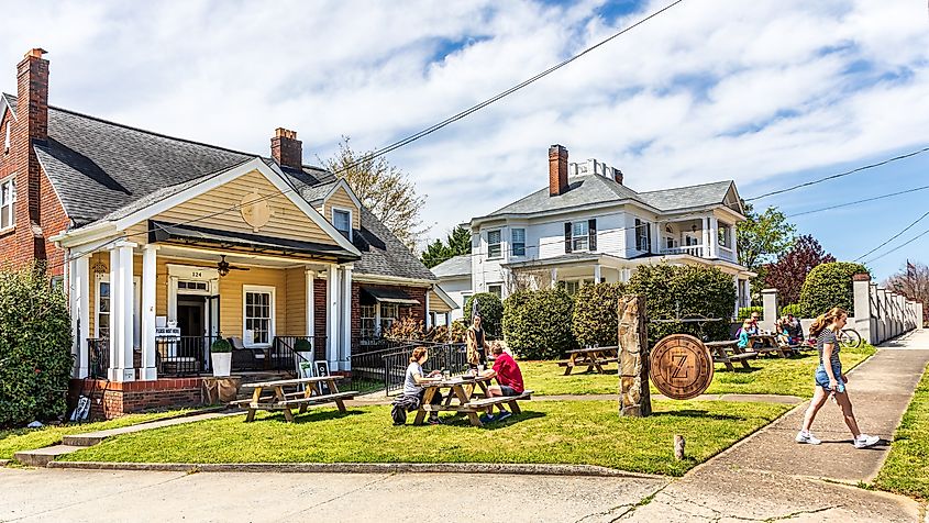 Bakery and cafe in downtown Fort Mill, South Carolina