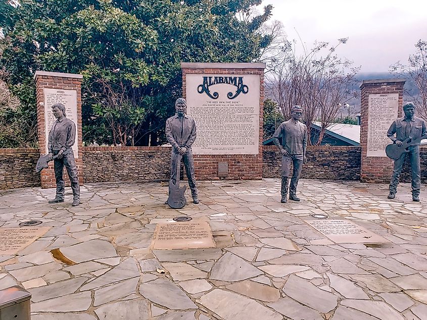  Alabama band statues in downtown Fort Payne, Alabama.