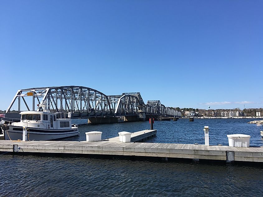 Sturgeon Bay Bridge