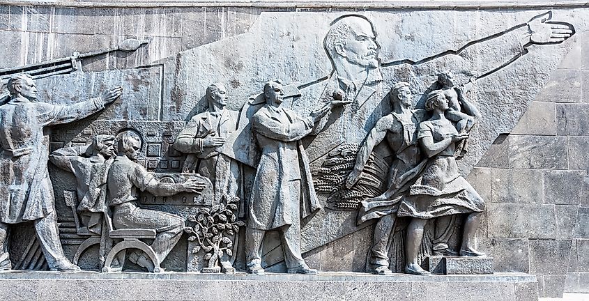 Bolshevik leader Vladimir Lenin and Workers Monument in Moscow