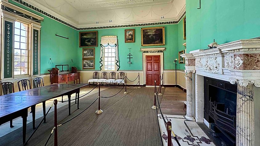 Dining Room ar Mount Vernon Photo by Bryan Dearsley