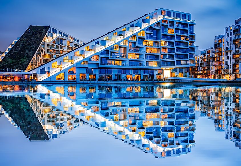 Copenhagen, Denmark: 8 House, also known as Big House, is a large mixed-use suburb.
