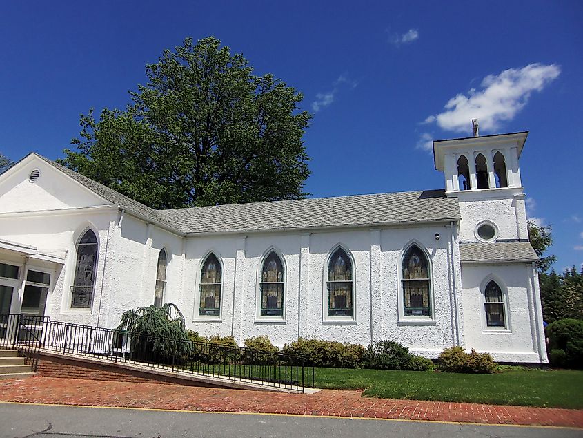 Olney's St. John's Episcopal Church in 2013. Olney, Maryland. Wikimedia Commons.