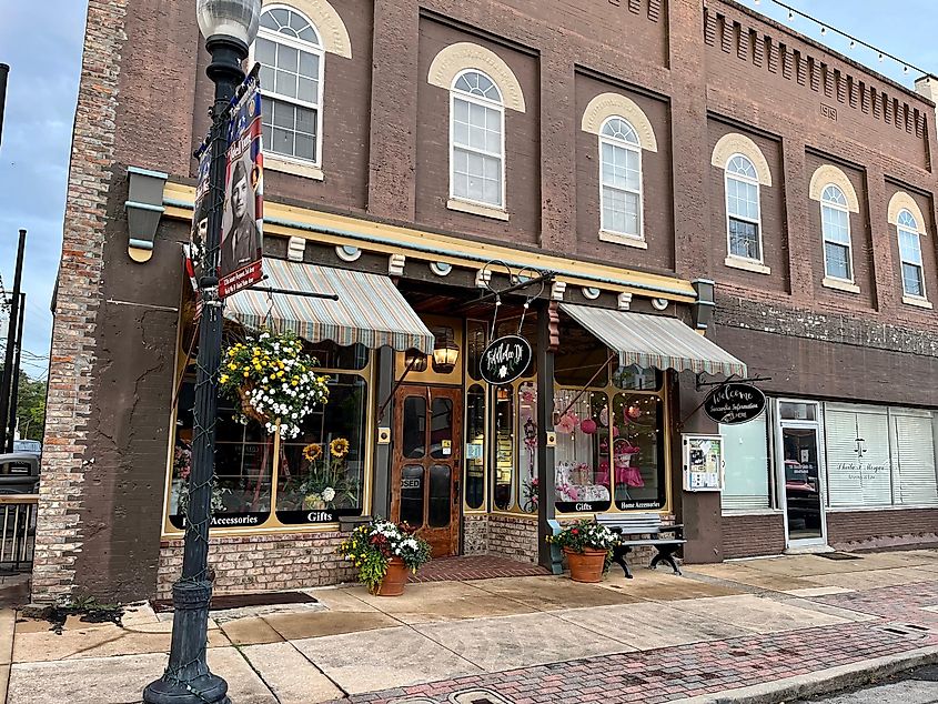Downtown Tuscumbia, Alabama, featuring shops and restaurants. Image credit Luisa P Oswalt via Shutterstock.com
