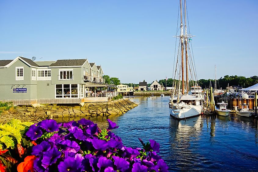 The charming town of Kennebunkport, Maine. Editorial credit: Yingna Cai / Shutterstock.com