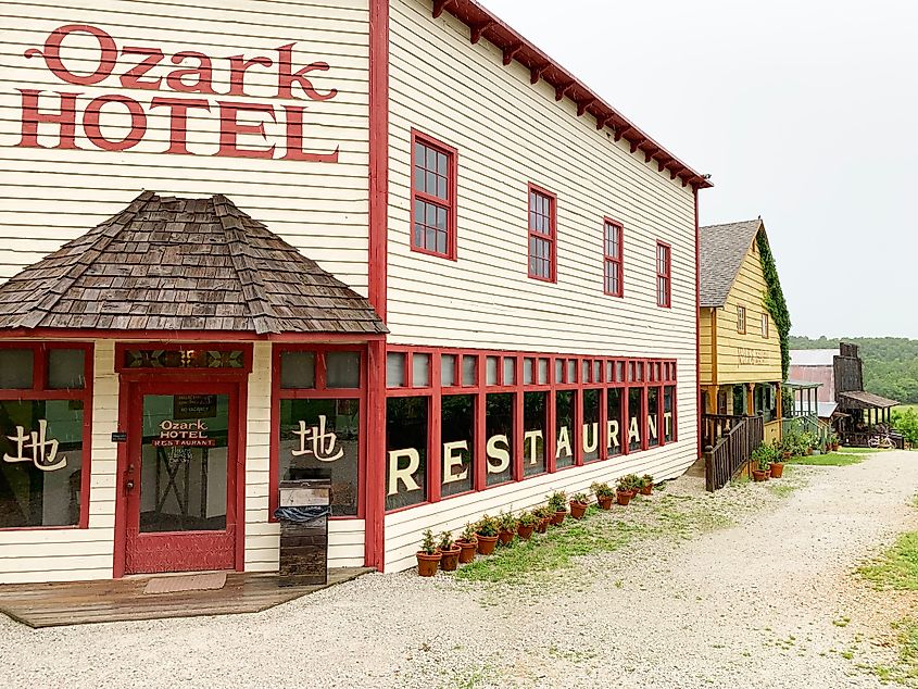 Baker Creek Heirloom Seeds Ozark Hotel Restaurant Village