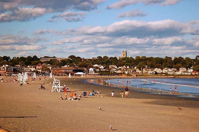 The beautiful Easton’s Beach in Newport, Rhode Island.