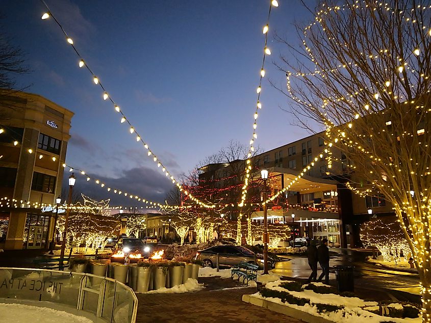 Pretty Leawood, Kansas, at night. Photo Credit: Matt Fowler KC via Shutterstock