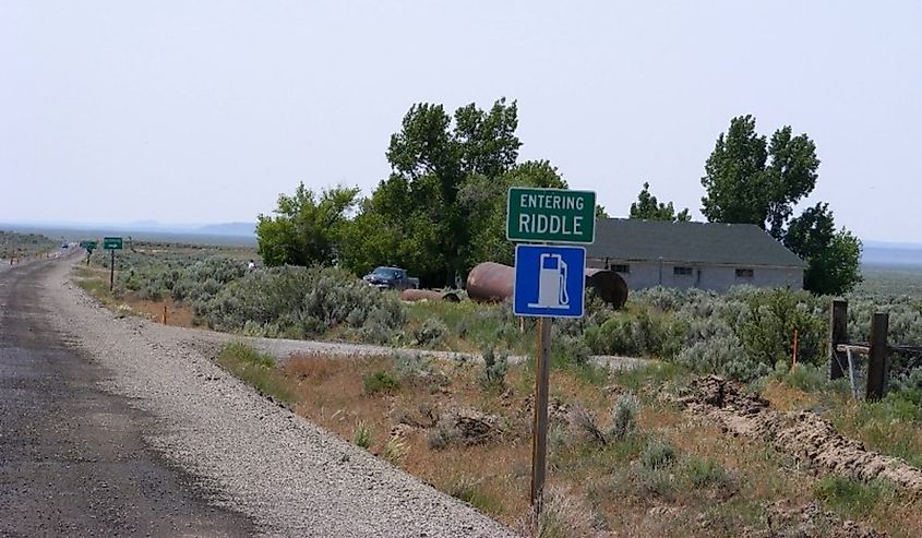 Driving through Riddle, Idaho.