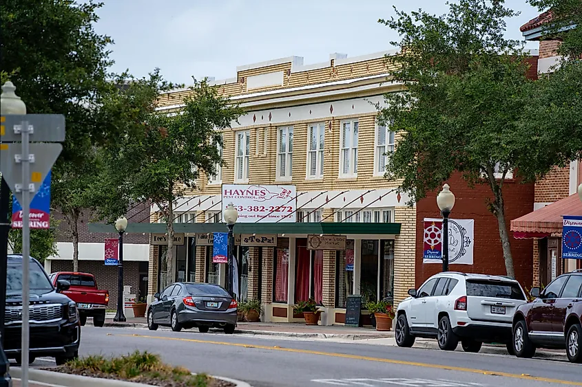 Local shops in Sebring, Florida.