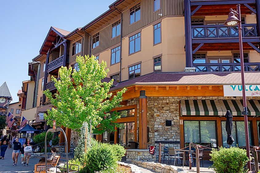 The Village At Mammoth, shopping mall in Mammoth Lakes, a town in California's Sierra Nevada mountains, a famous ski resort. Editorial credit: bluestork / Shutterstock.com