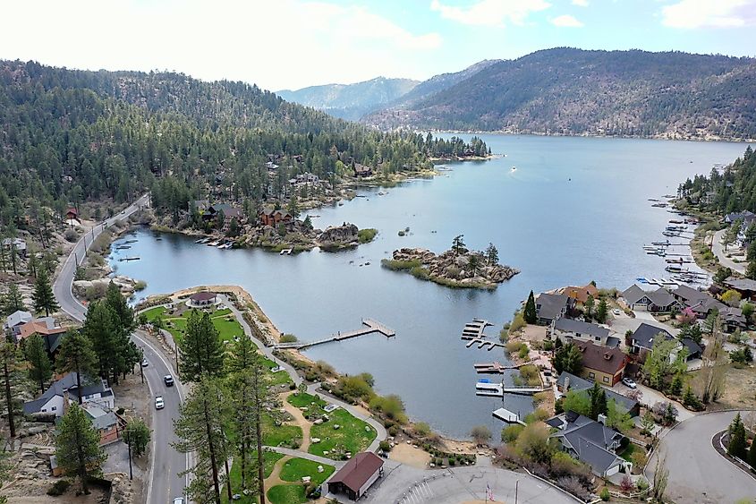 Mountains in the background, Big Bear Lake in the foreground on a sunny clear day.