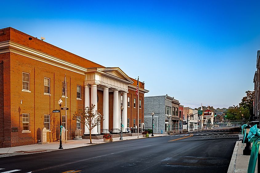 Pulaski County government building located on Main Street in Somerset, Kentucky.