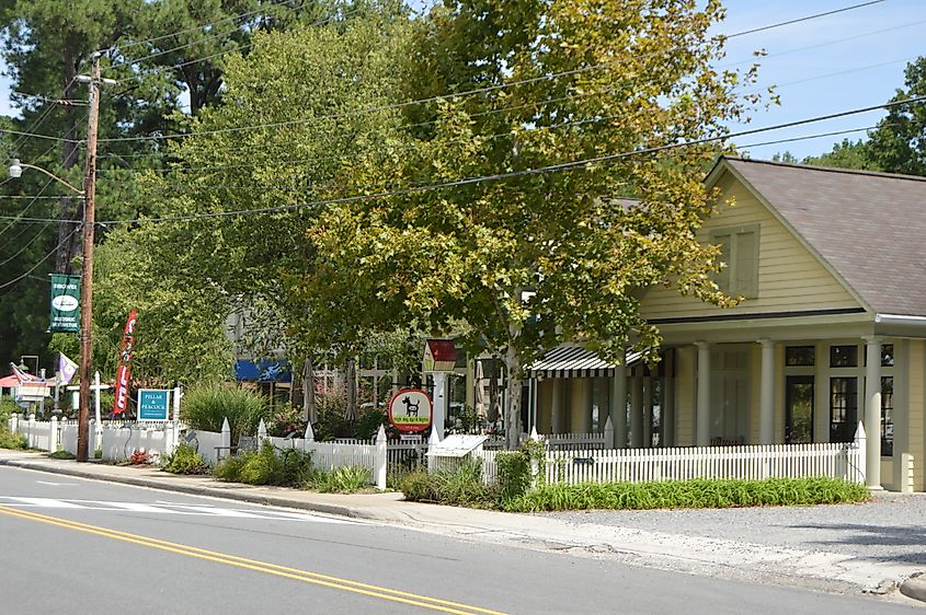 Houses-turned-businesses on Irvington Road in Irvington, Virginia.