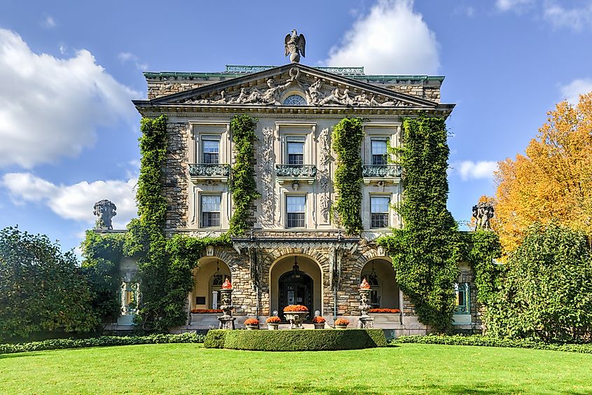 Architectural beauty on display at the Kykuit Mansion of the Rockefeller Estate in Sleepy Hollow, New York. Editorial credit: Felix Lipov / Shutterstock.com
