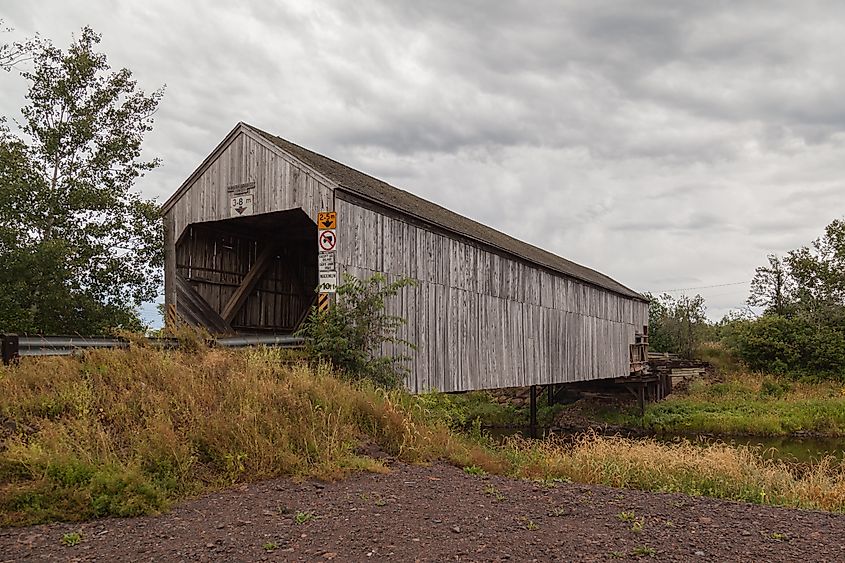 Hasty Covered bridge in New Brunswick, Canada. Editorial credit: JHVEPhoto / Shutterstock.com