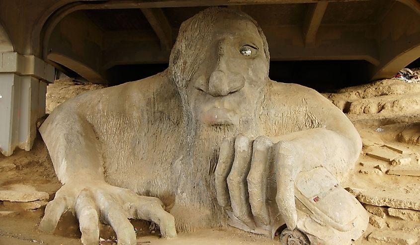 The troll of Fremont or troll under the bridge