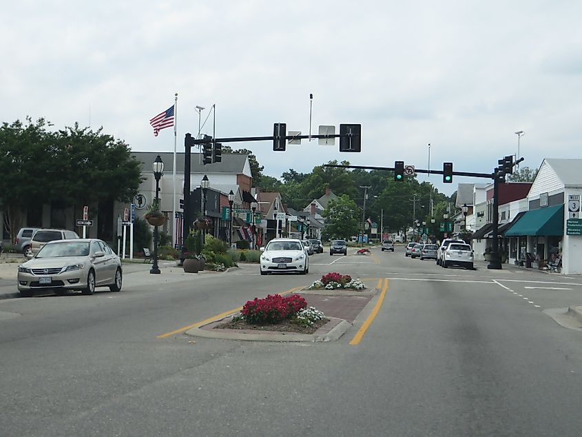 Street view in Kilmarnock, Virginia.