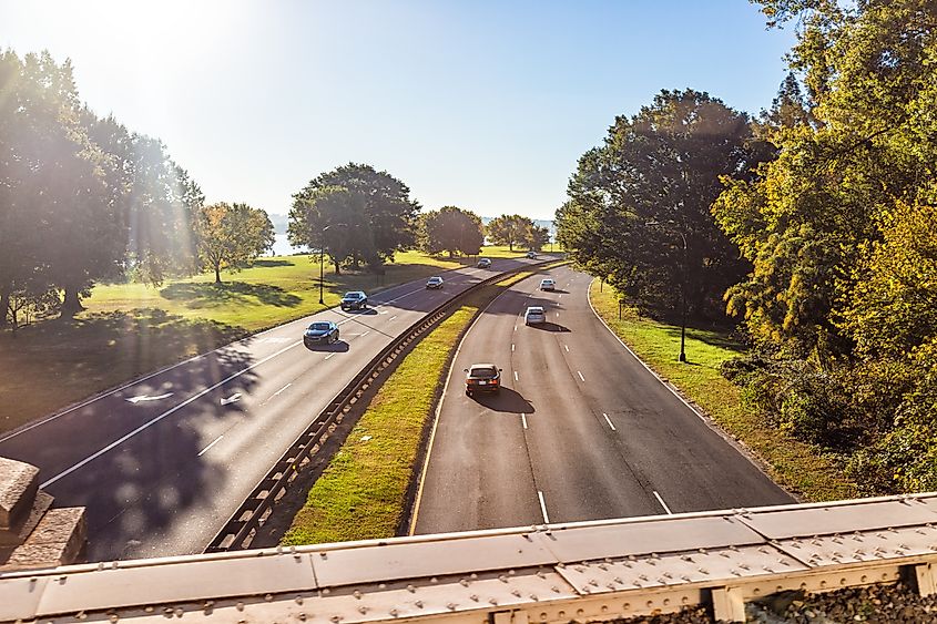 Aerial view of George Washington Memorial Parkway with cars from overpass, mount Vernon.