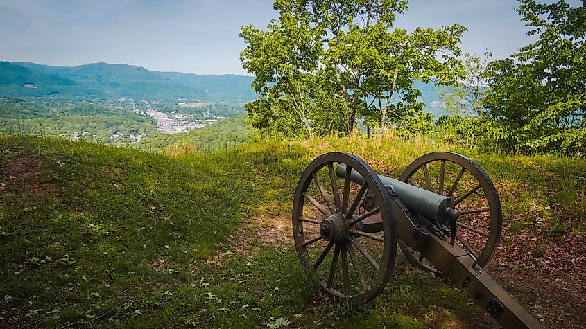 Cannon and view from Fort McCook in Cumberland Gap National Historic Park.
