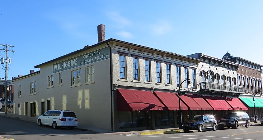 Commercial district in Stanford, Kentucky.