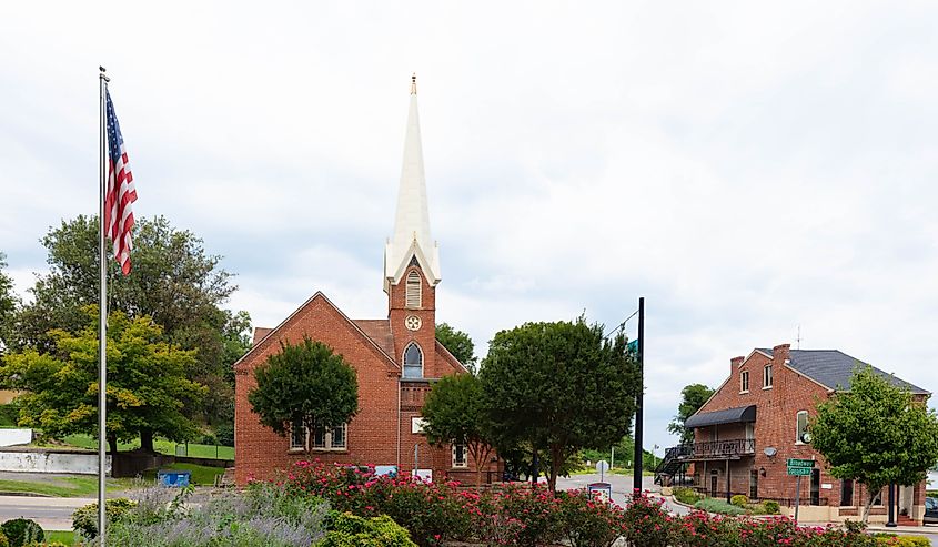 The view at Broadway and Spanish St. at Cape Girardeau, Missouri