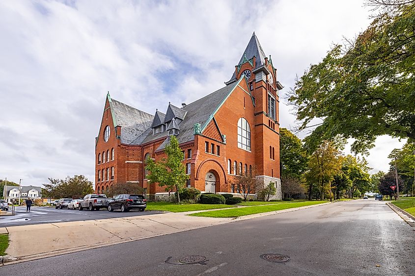 The First Congregational Church in Manistee, Michigan.