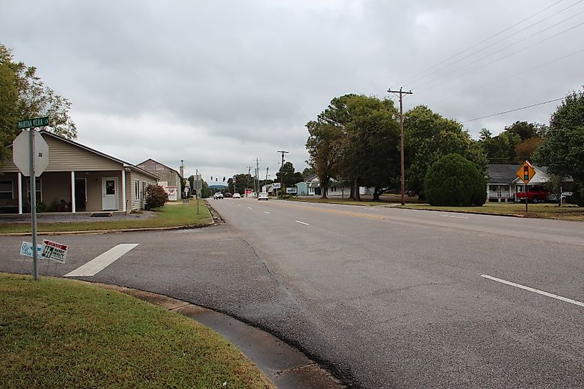 Alabama State Route 68 in Cedar Bluff, Alabama, showcasing the scenic landscape.