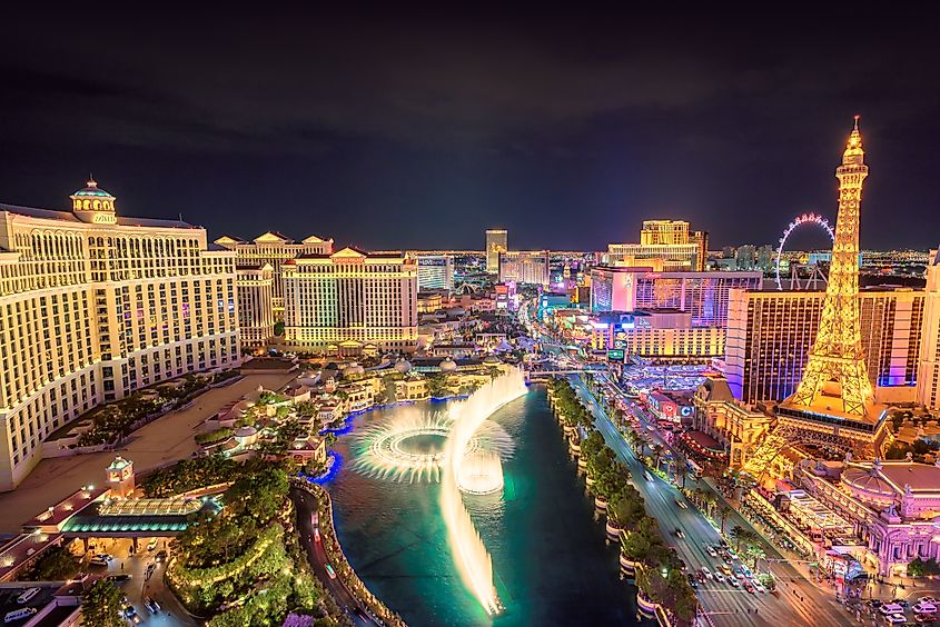 Fountain show at Bellagio hotel and casino at night. 