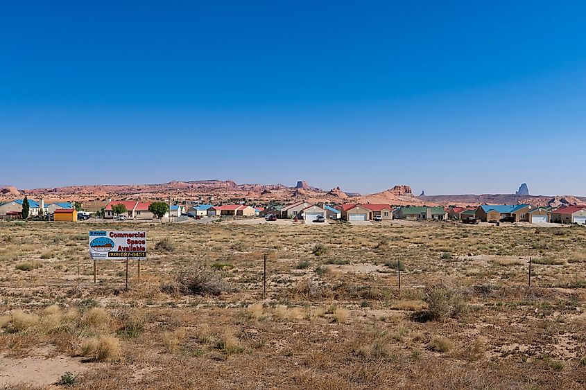 View of a residential neighbourhood in the township of Kayenta, Arizona.